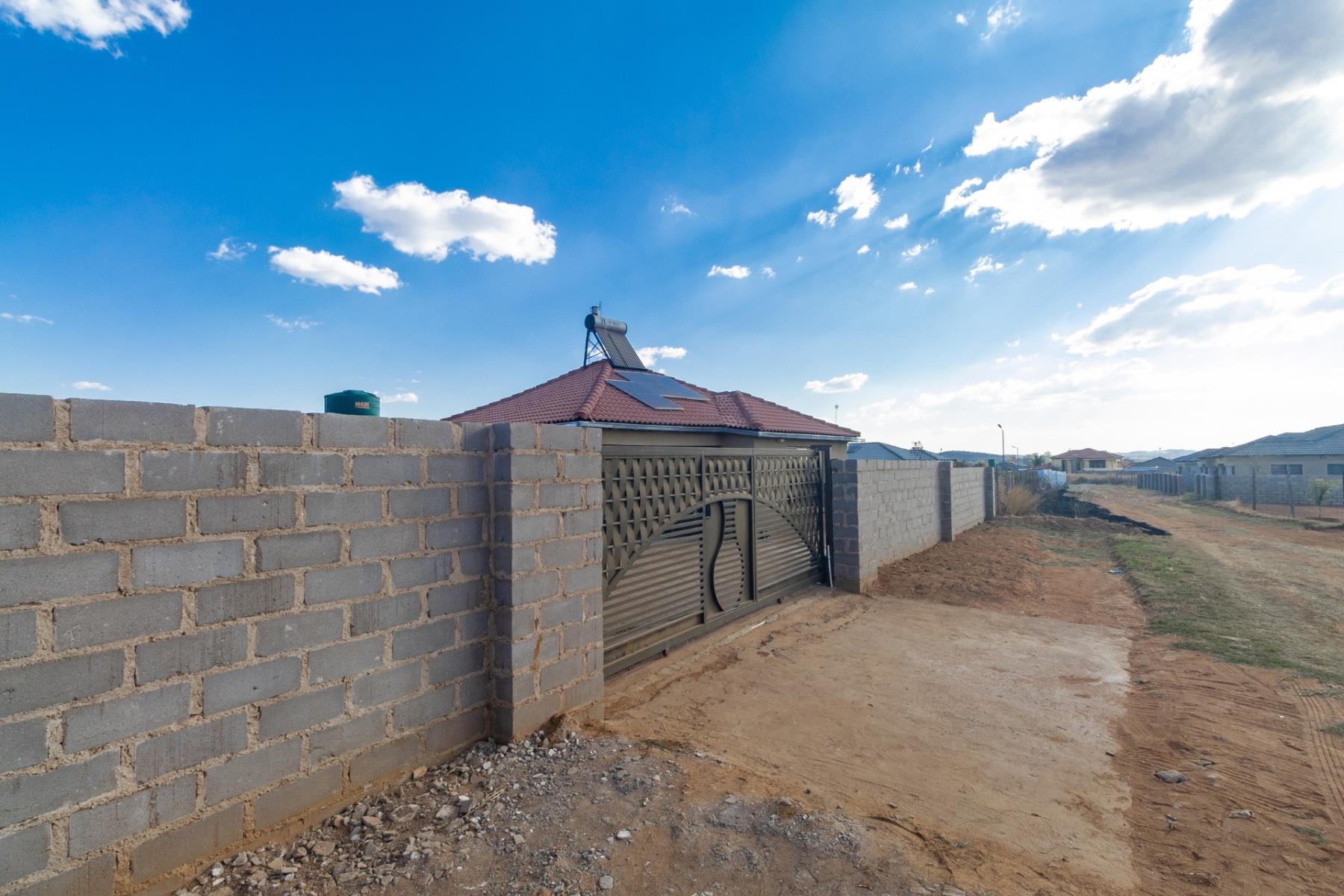 Off-Grid Living, Smart Investment in Mamahule!