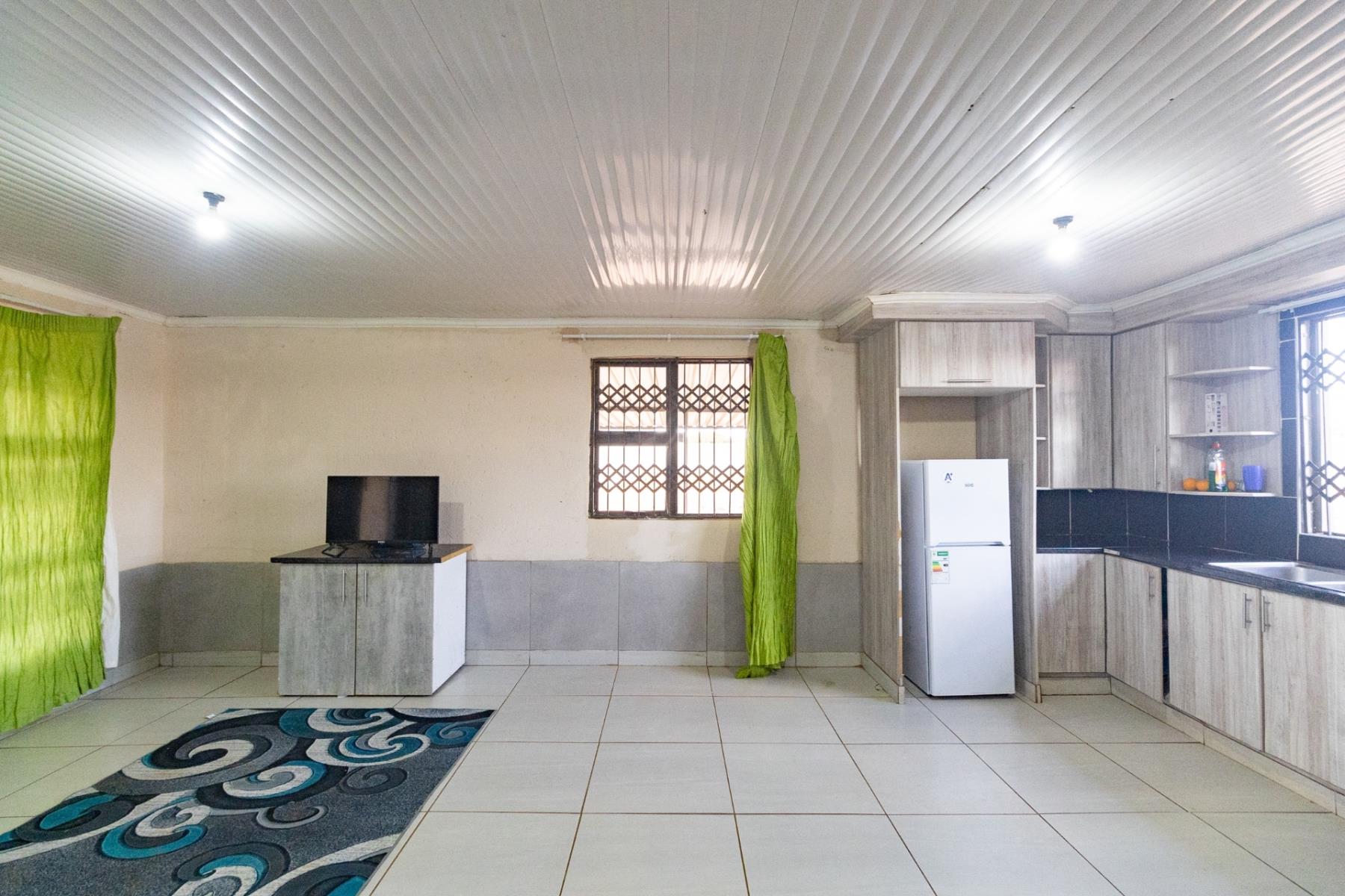 Off-Grid Living, Smart Investment in Mamahule!